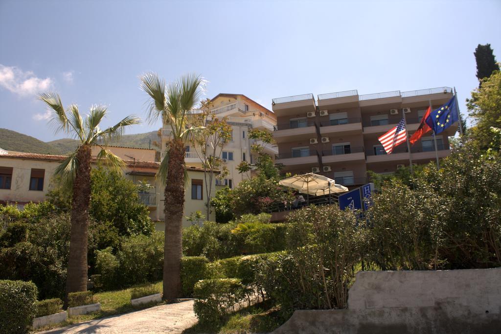 Ambasador Hotel Vlore Ngoại thất bức ảnh