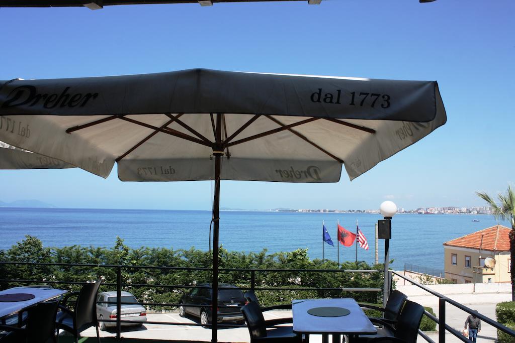 Ambasador Hotel Vlore Ngoại thất bức ảnh