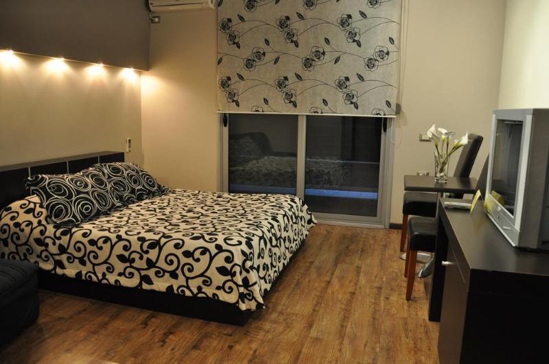 Ambasador Hotel Vlore Ngoại thất bức ảnh